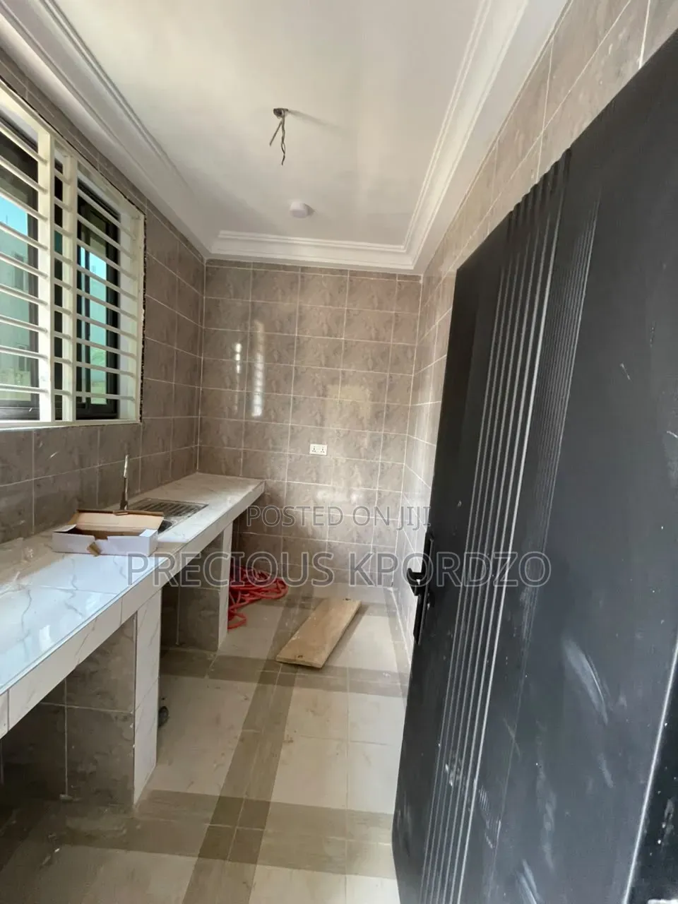 1bdrm Room & Parlour in Amrahia Adenta, Frafraha for rent