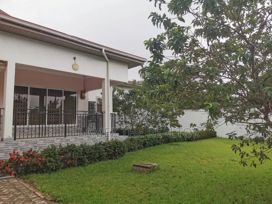 7bdrm House in Kwabenya for rent