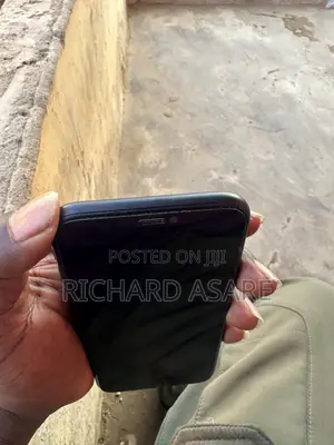 Apple iPhone XR 128 GB Black