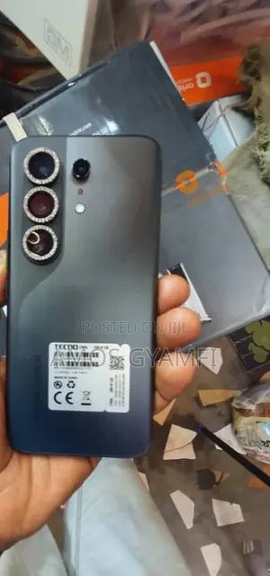 New Tecno Camon 50 Pro 256 GB Gray