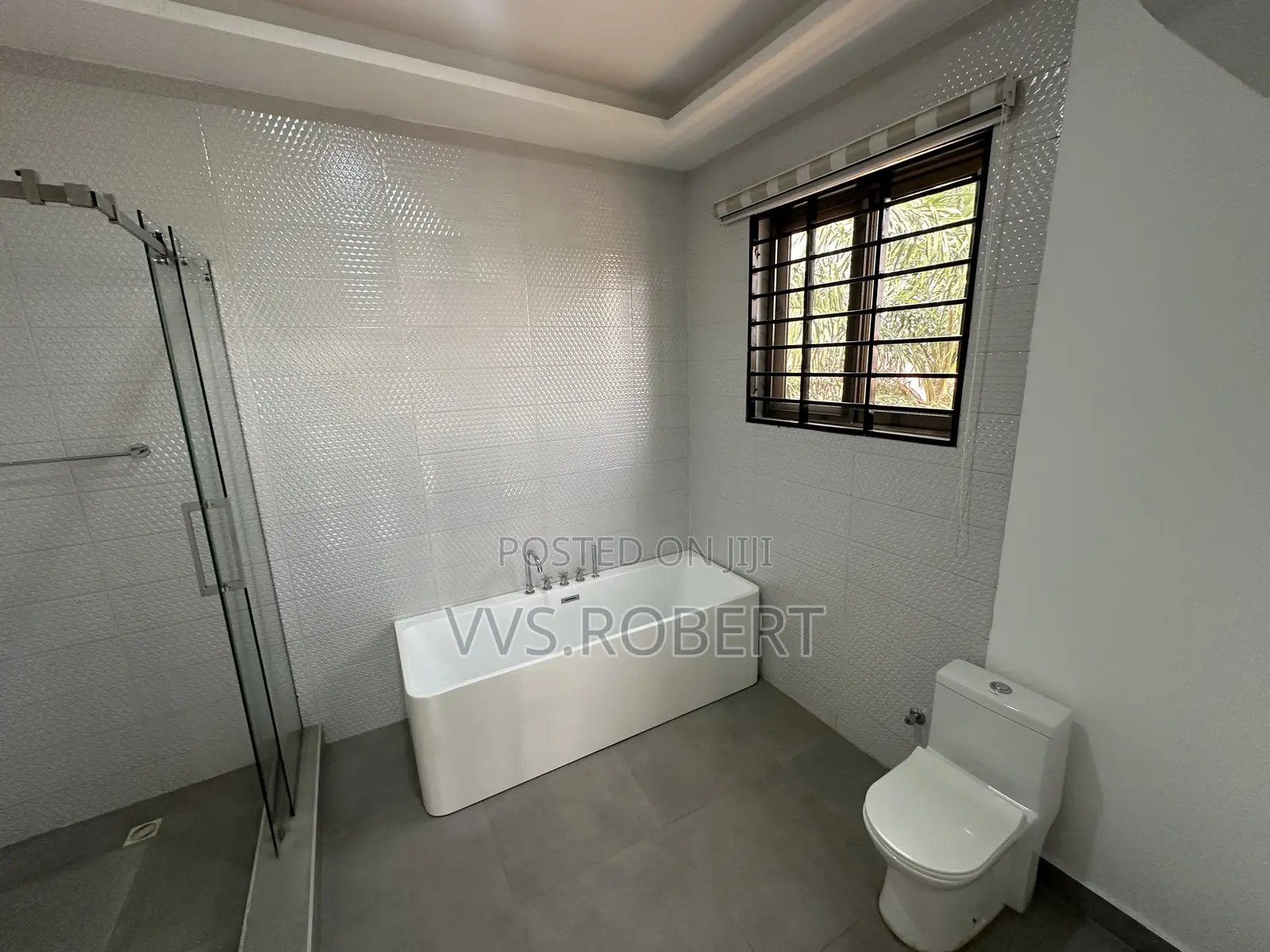 4bdrm House in Adjiriganor for sale