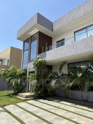 4bdrm House in Adjiriganor for sale