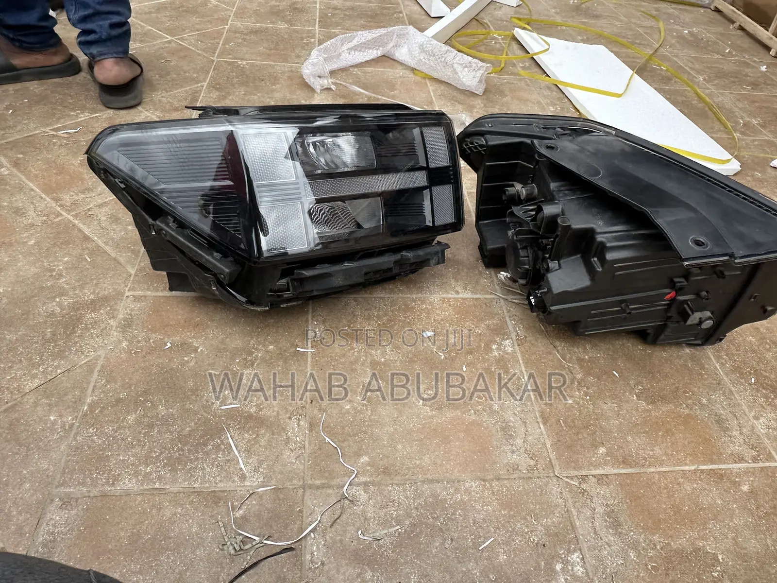 Hyundai Santafe 2025 Headlights Pair