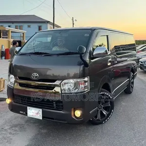 Toyota HiAce 2017 Grey