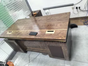 Office Desk