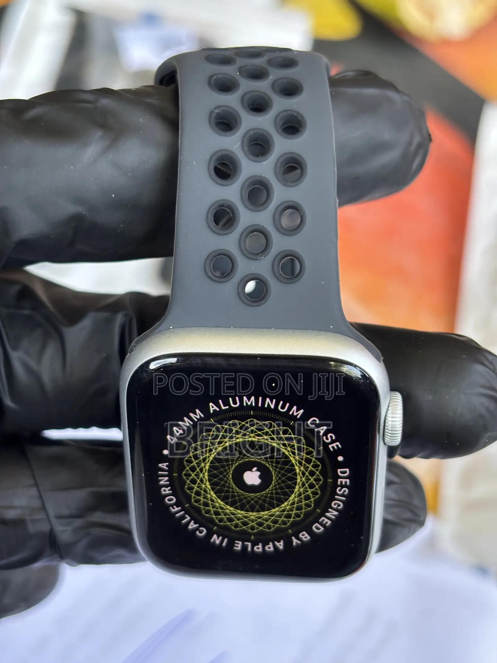 New Apple Watch Series 5 44mm