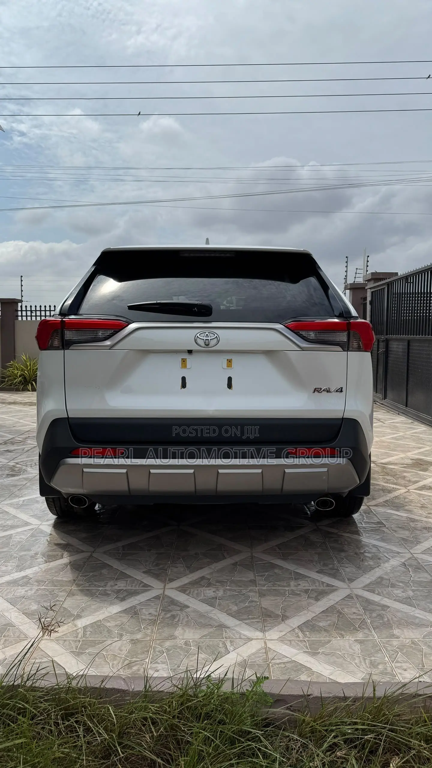 Toyota RAV4 2024 White
