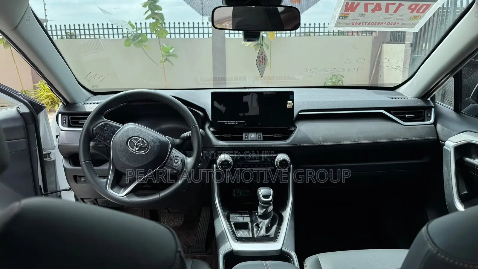Toyota RAV4 2024 White