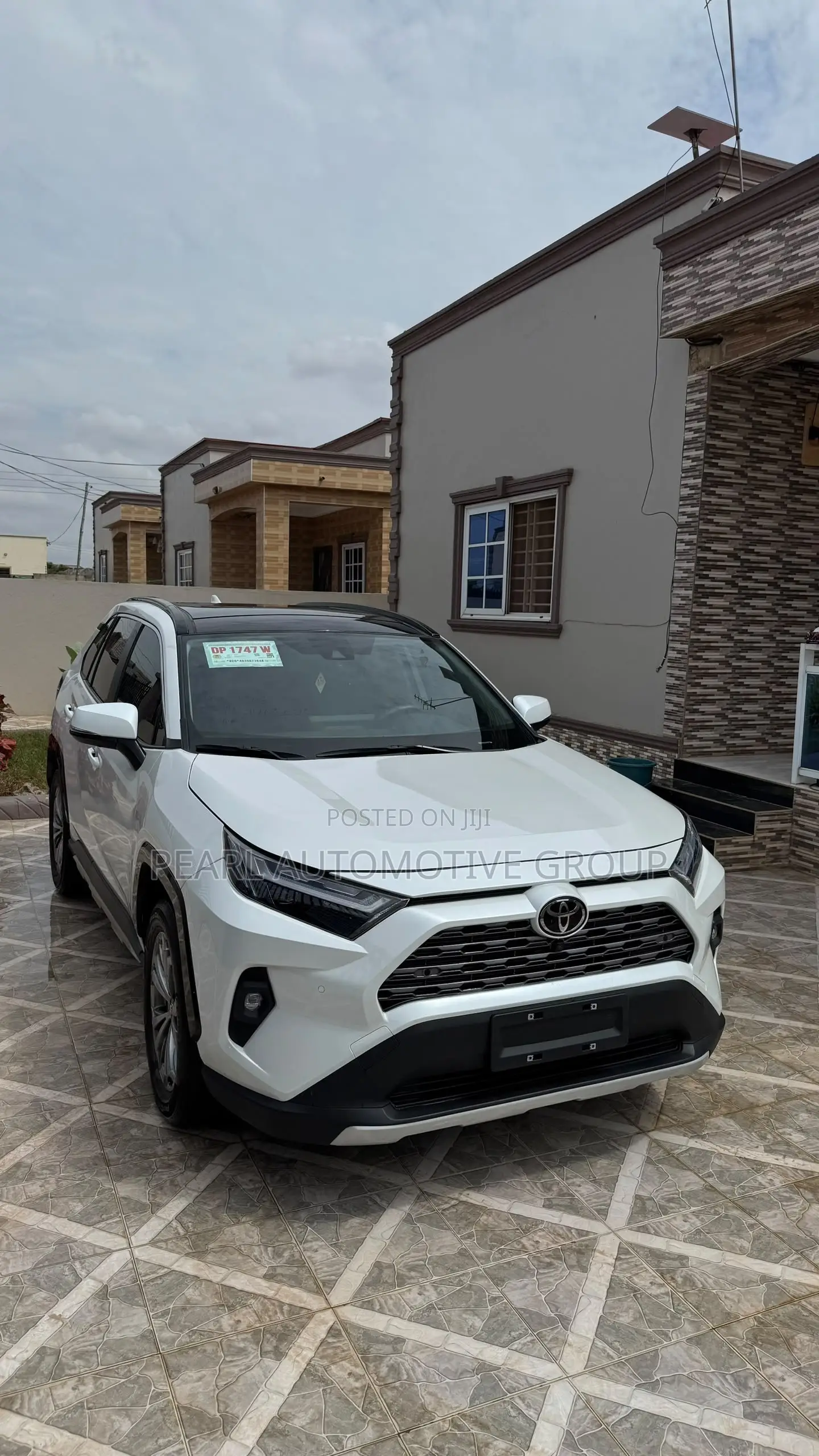 Toyota RAV4 2024 White
