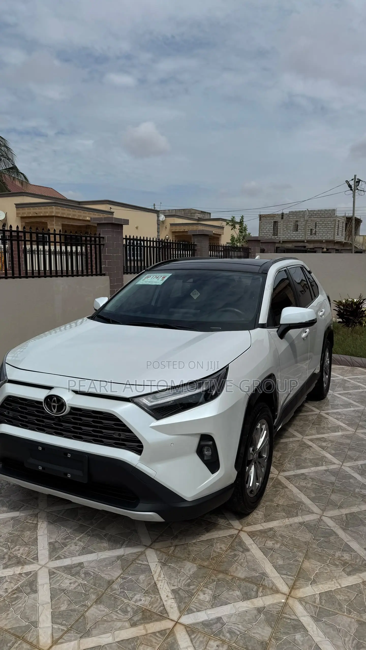 Toyota RAV4 2024 White