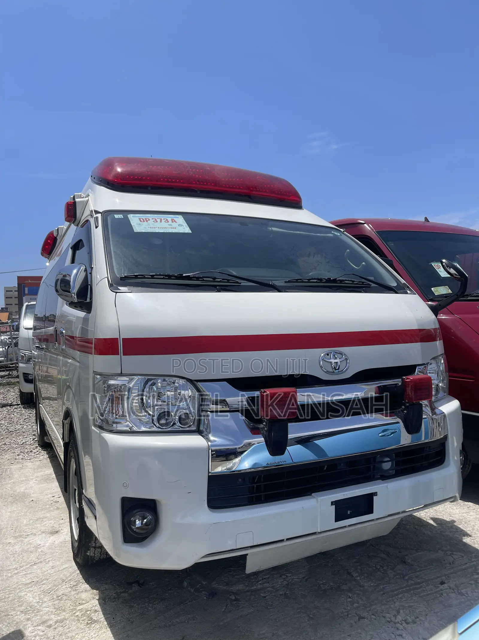Toyota HiAce 2013 White