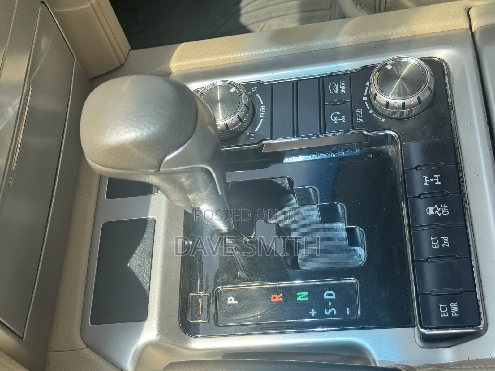 Toyota Land Cruiser 4.5 V8 GXR 2021 Black