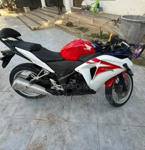 Honda CBR 2011