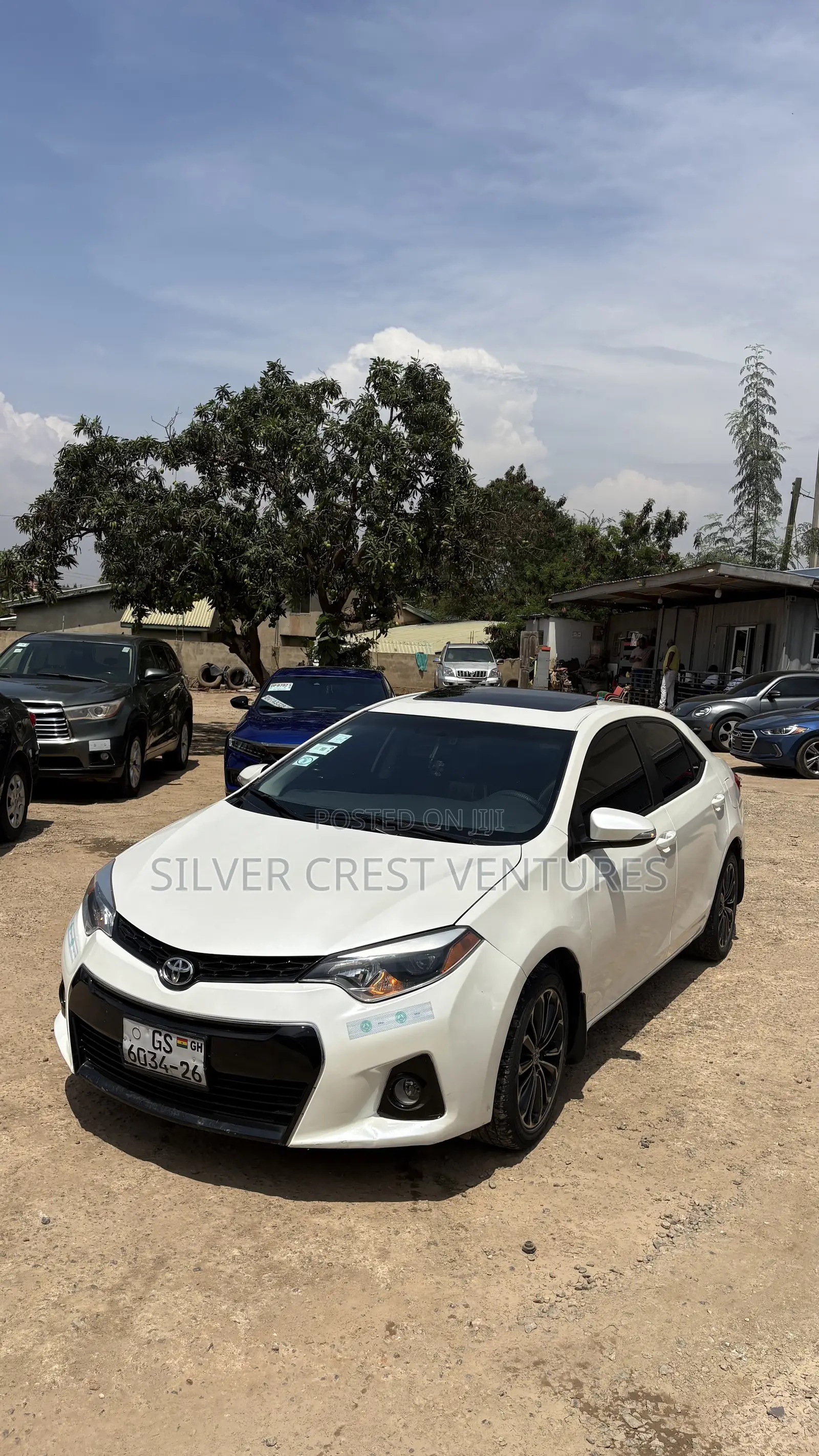 Toyota Corolla S Premium 4dr Sedan (1.8L 4cyl CVT) 2015 White