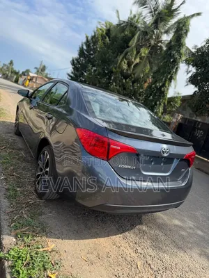 Toyota Corolla 2018 Gray