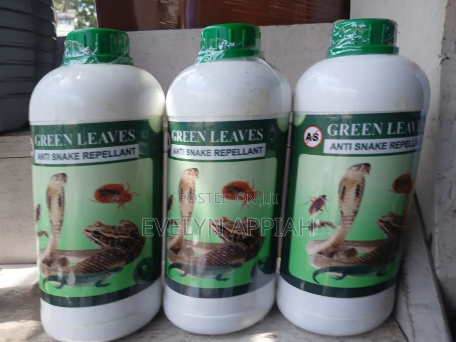 Green Leaves Anti Snake Repellant