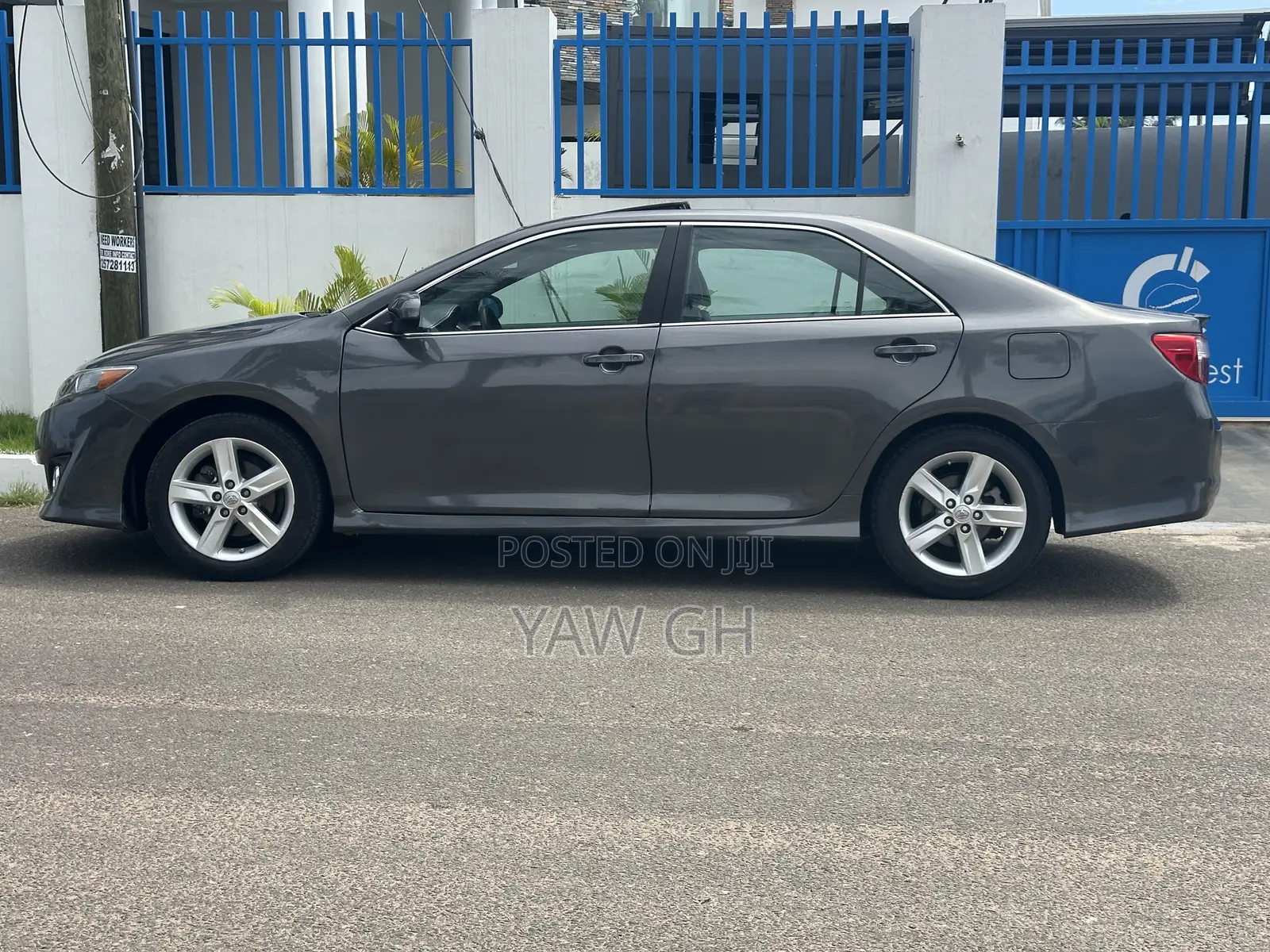 Toyota Camry SE Sport 4dr Sedan (2.5L 4cyl 6A) 2014 Gray