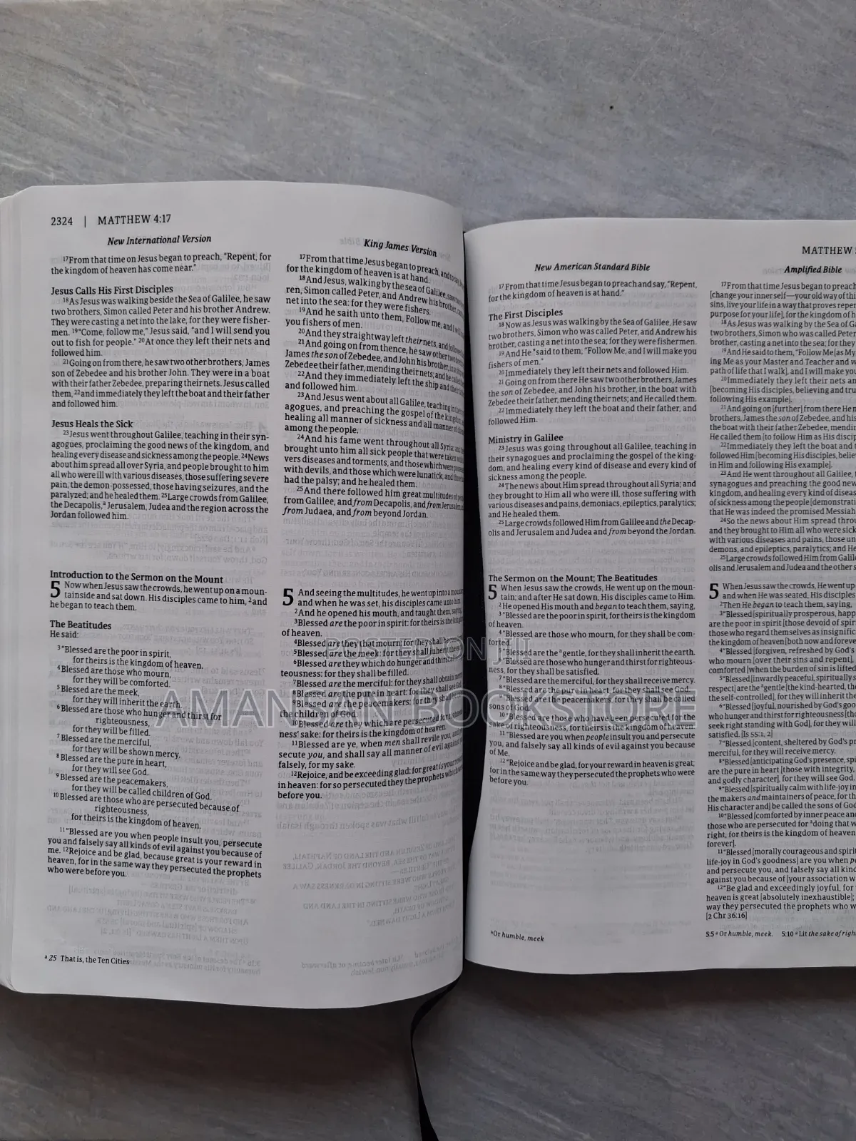 NIV, KJV, NASB, AMP Parallel Bible (Comparative Bible, Leather)