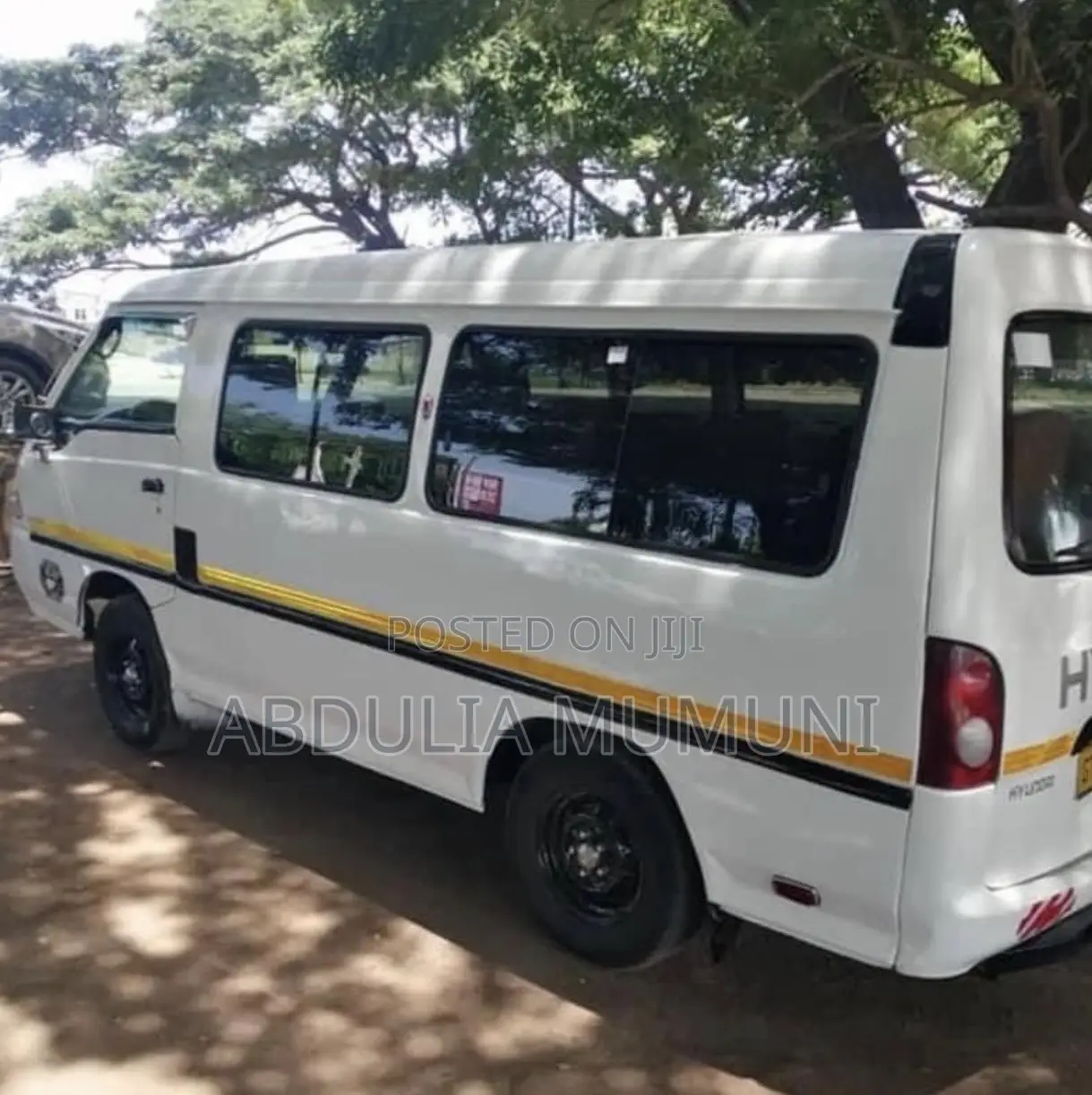 Hyundai H-100 2004 White