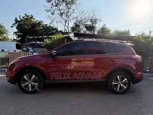 Toyota RAV4 2016 Red