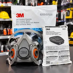 3M 6200 Medium Half-Face Respirator With 6001 Organic Vapor Cartridges