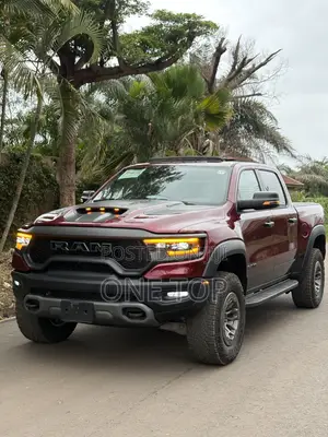 RAM 1500 TRX Crew Cab 4WD SB 2024 Brown