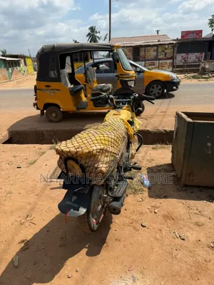 Motorcycle 2025 Yellow