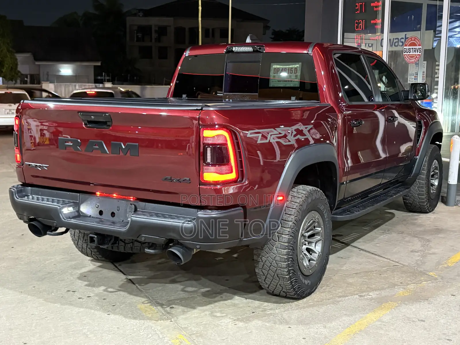 RAM 1500 TRX Crew Cab 4WD SB 2024 Brown