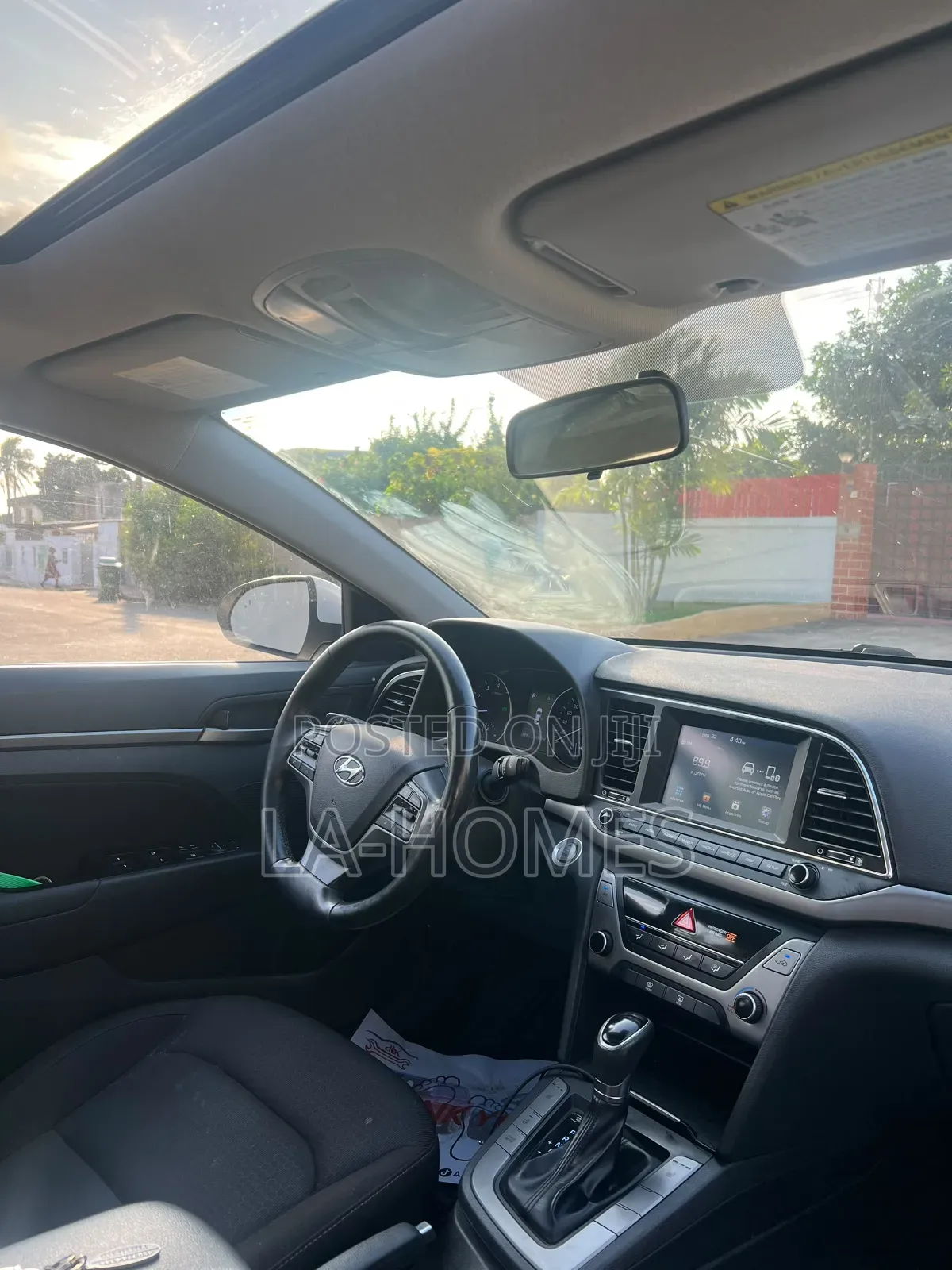 Hyundai Elantra SEL 2018 White