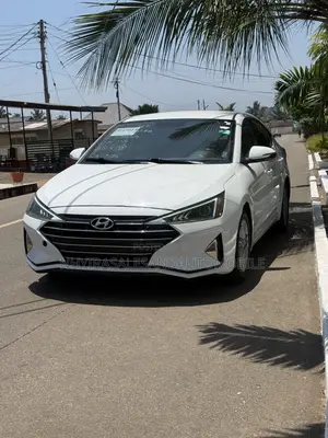 Hyundai Elantra SE 2020 White