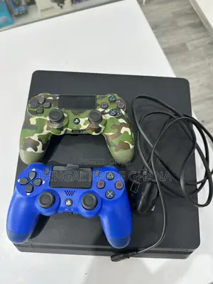 PlayStation 4 Slim