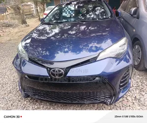 Toyota Corolla 2018 Blue