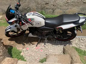 TVS Apache 180 RTR 2024 White