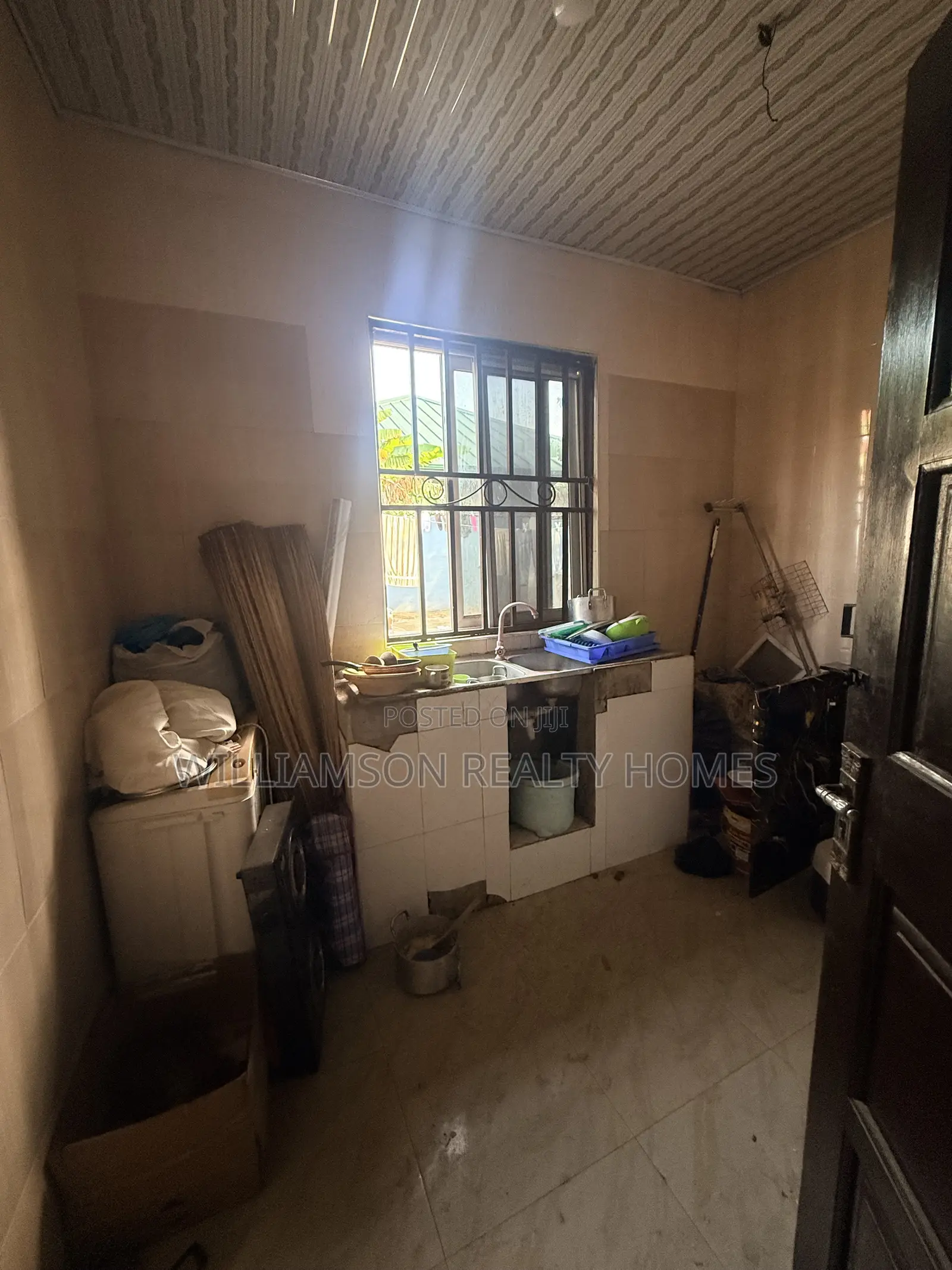 1bdrm Apartment in Hfc Estate Area, Spintex for rent