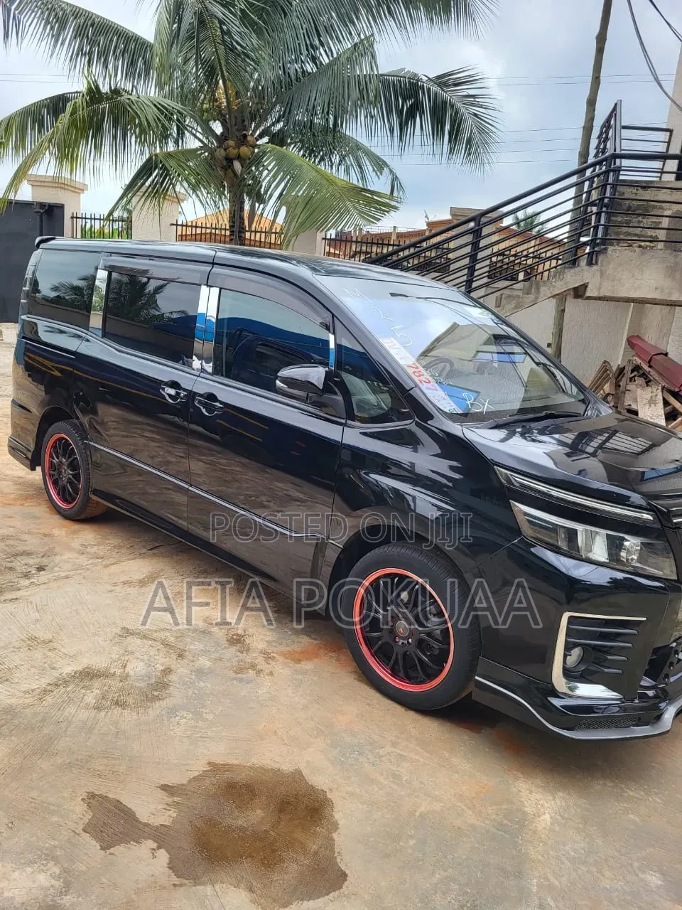 Toyota Voxy V 2WD 8-Seater 2015 Black
