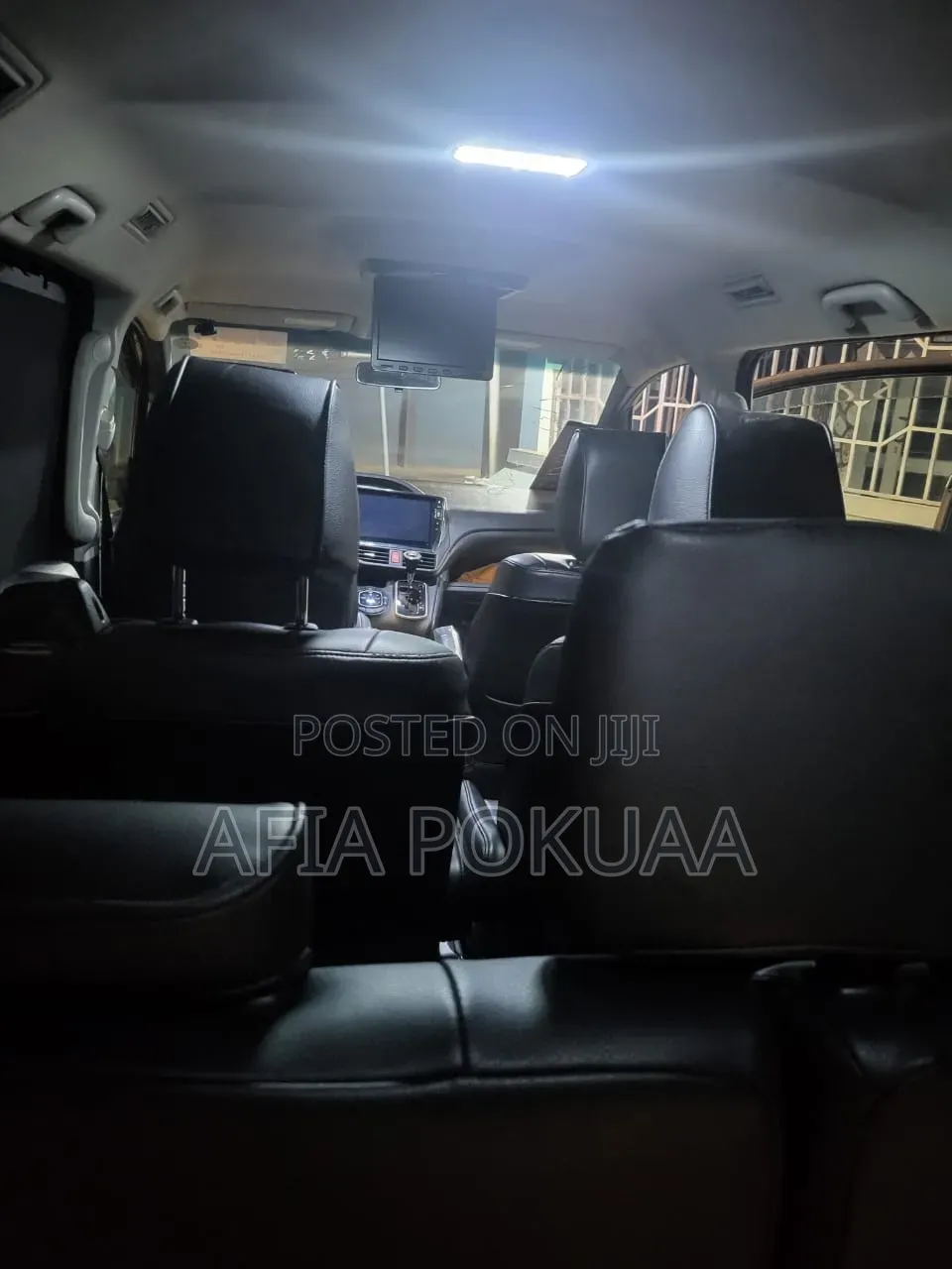 Toyota Voxy V 2WD 8-Seater 2015 Black