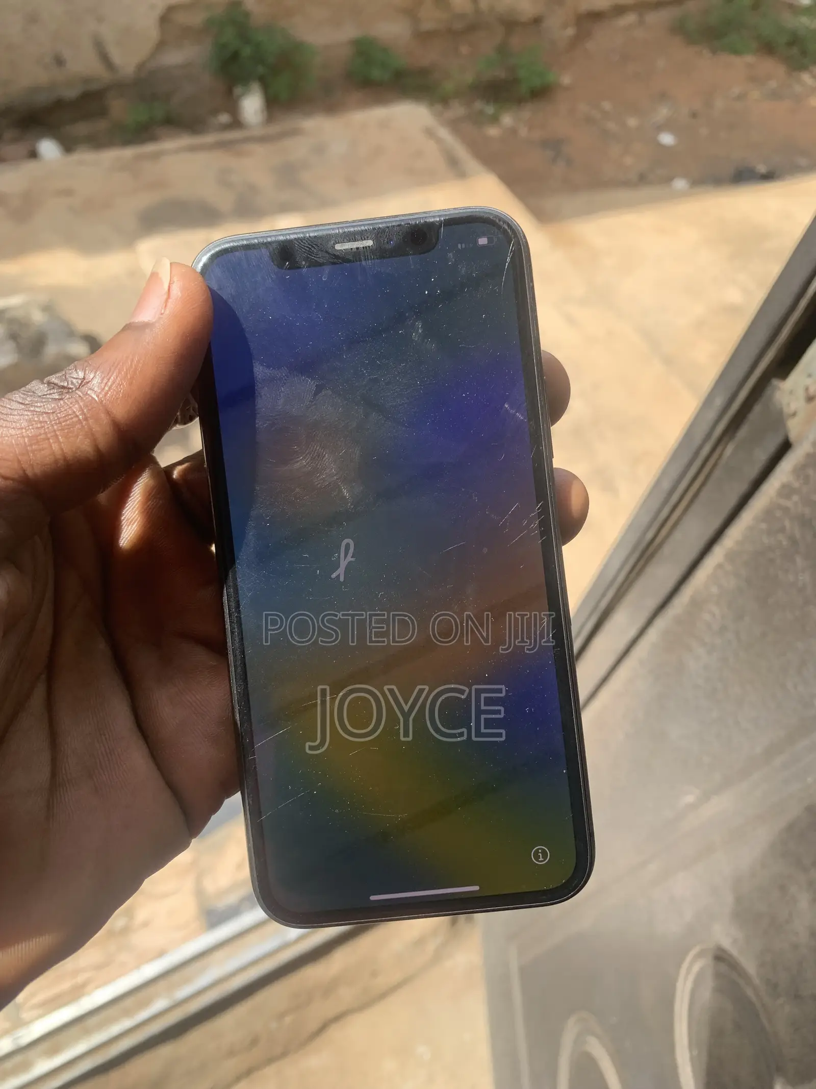 Apple iPhone 11 64 GB Gray