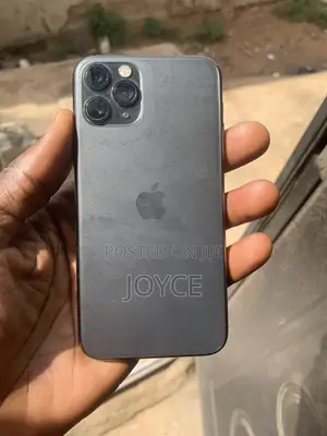Apple iPhone 11 64 GB Gray