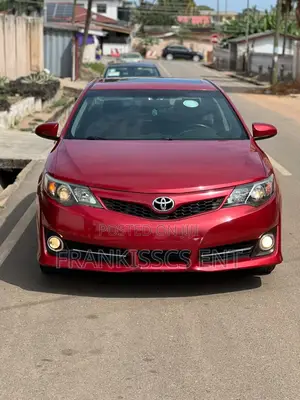 Toyota Camry SE 4dr Sedan (2.5L 4cyl 6A) 2014 Red