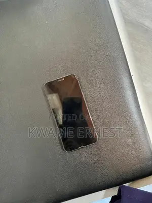Apple iPhone 12 64 GB Black