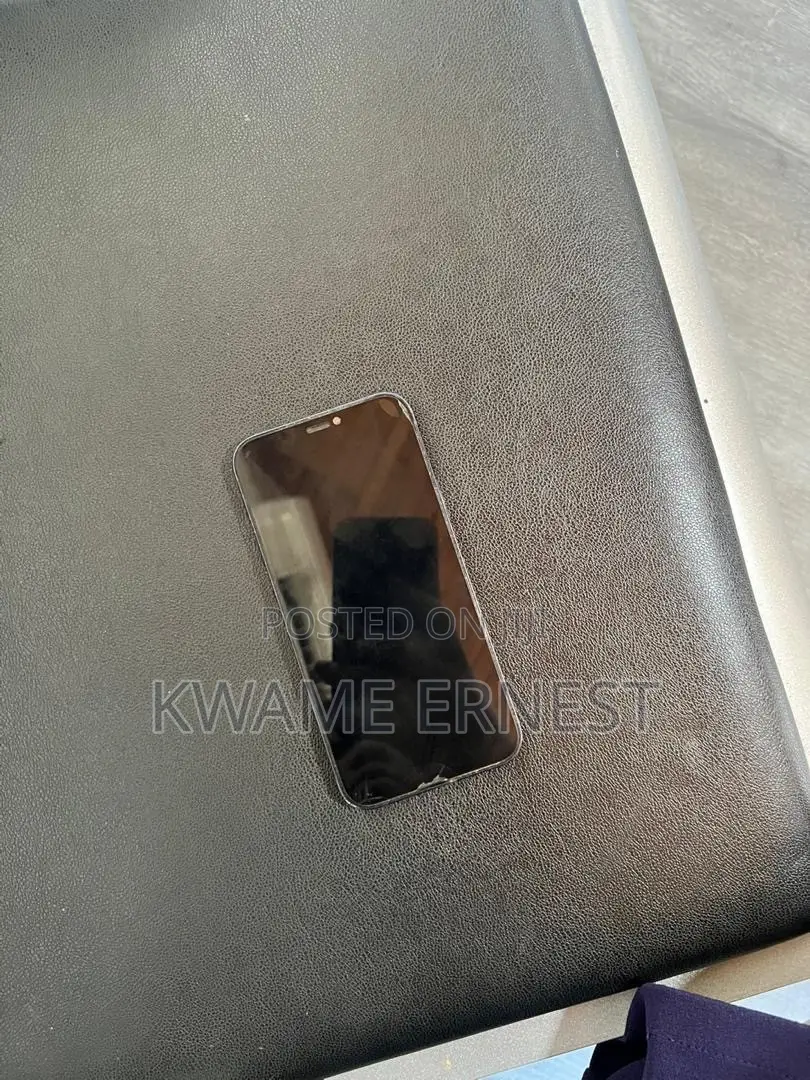Apple iPhone 12 64 GB Black