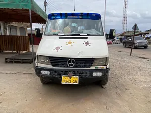 Mercedes-Benz Sprinter 2009 White