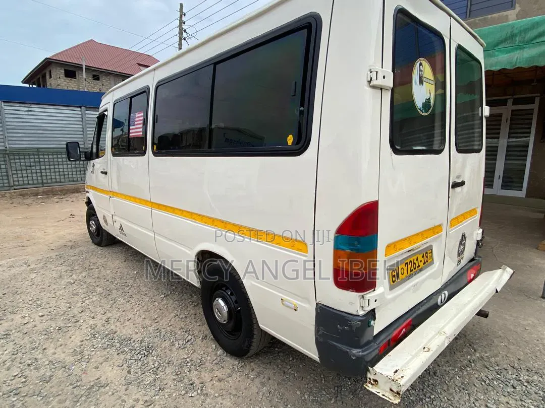 Mercedes-Benz Sprinter 2009 White