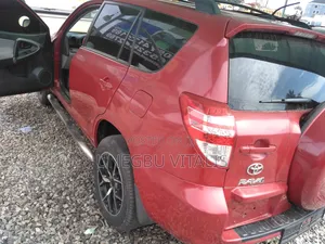 Toyota RAV4 2.5 4x4 2012 Red