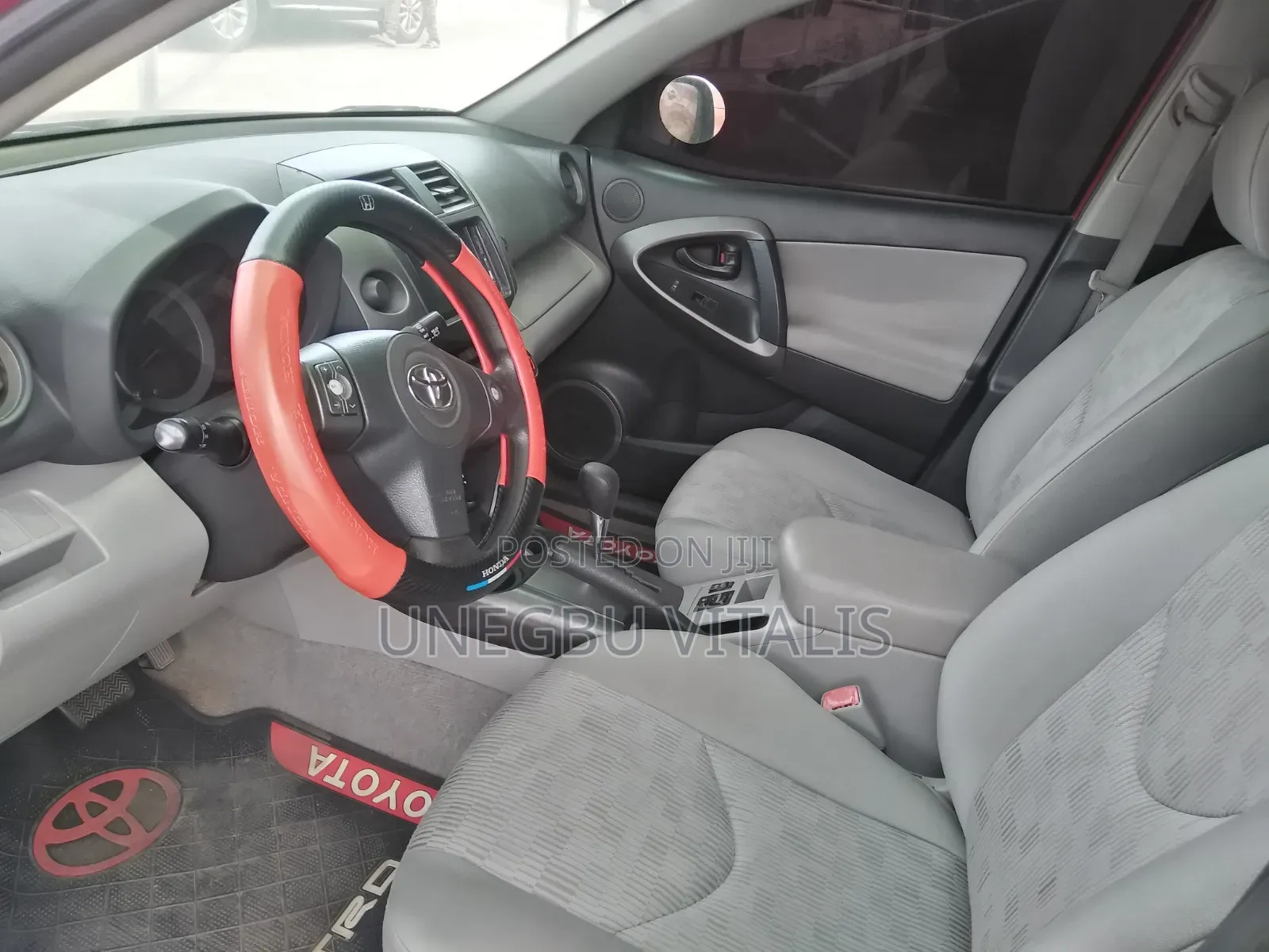 Toyota RAV4 2.5 4x4 2012 Red