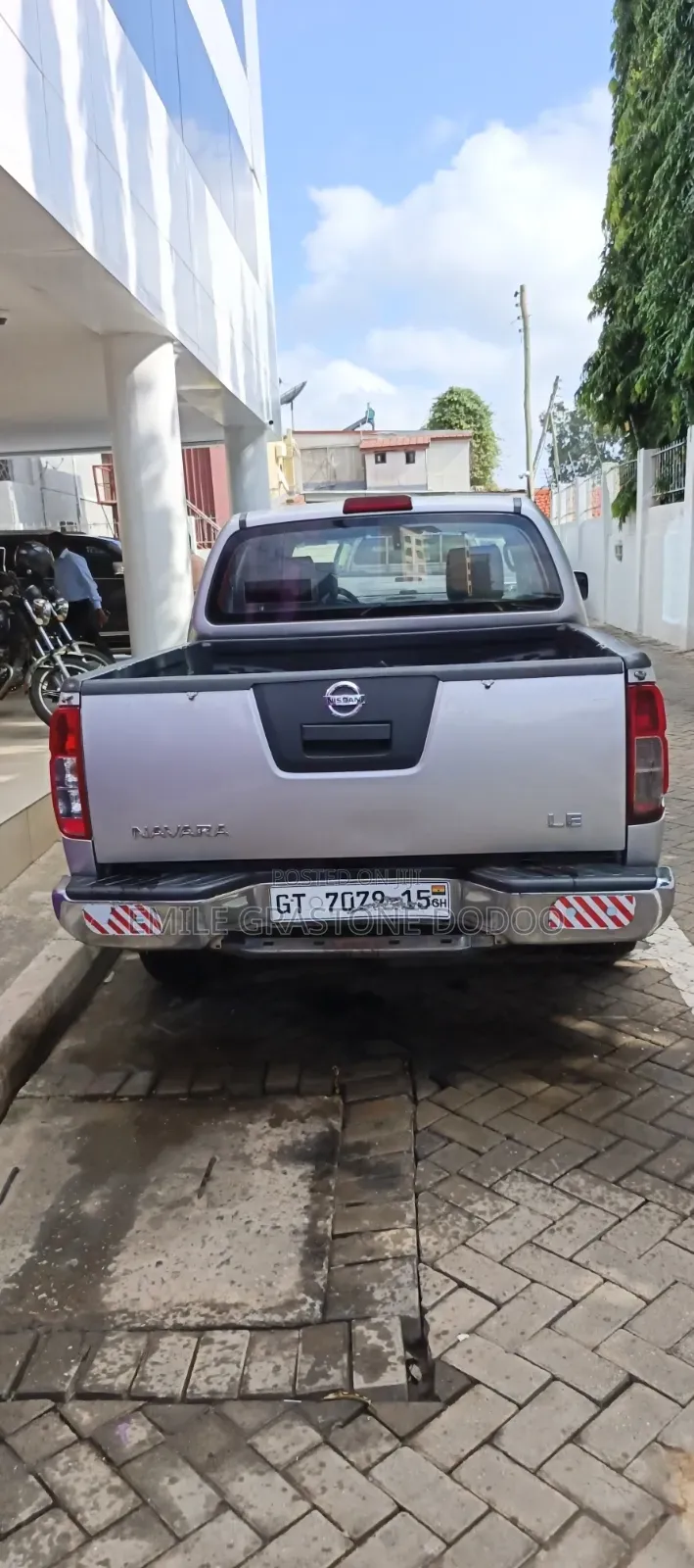 Nissan Navara 2015 Silver