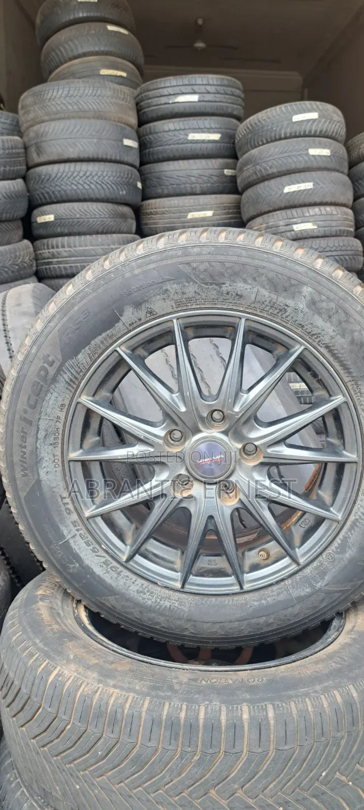 Rim 15 With Tyre 4 Set Home Used