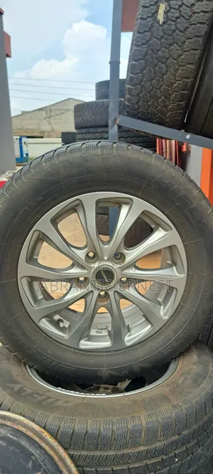 Rim 15 With Tyre 4 Set Home Used