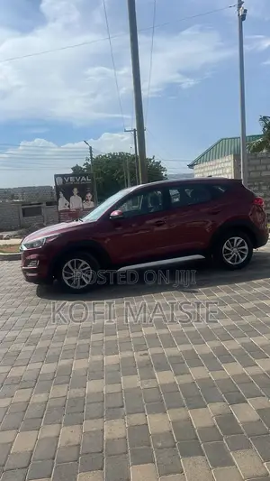 Hyundai Tucson SE AWD 2020 Red