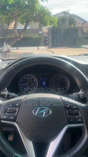 Hyundai Tucson SE AWD 2020 Red